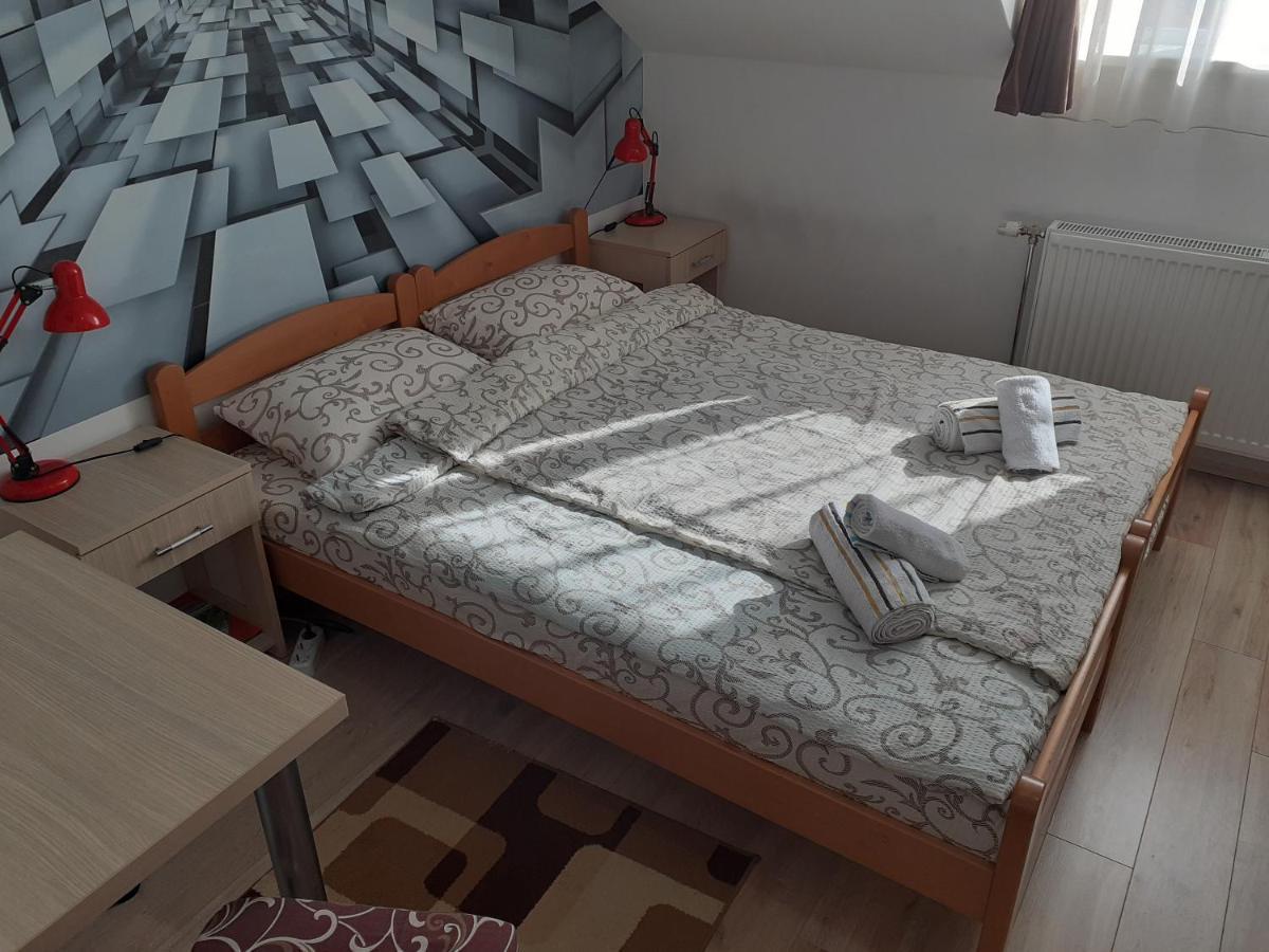 Ferienwohnung Nadja Novi Sad Exterior foto
