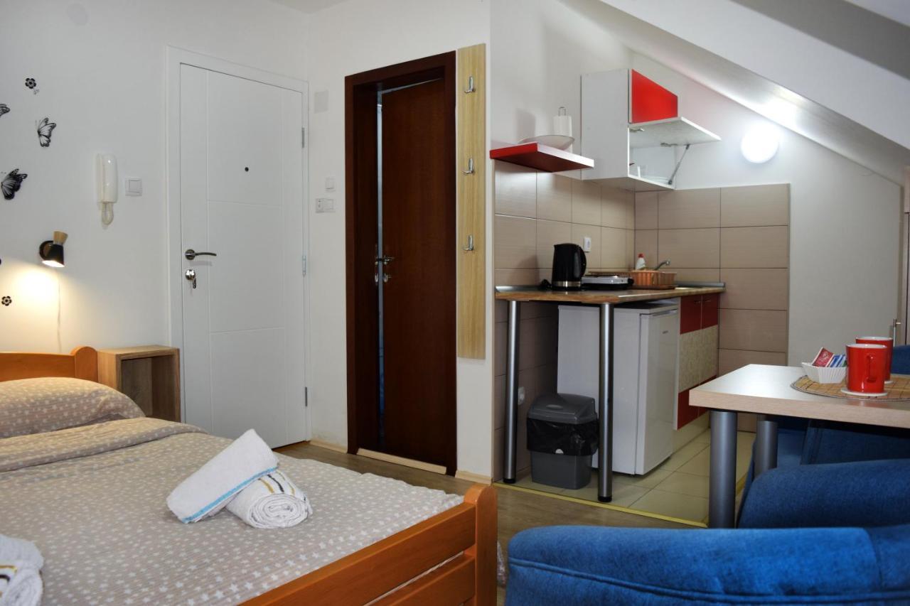 Ferienwohnung Nadja Novi Sad Exterior foto