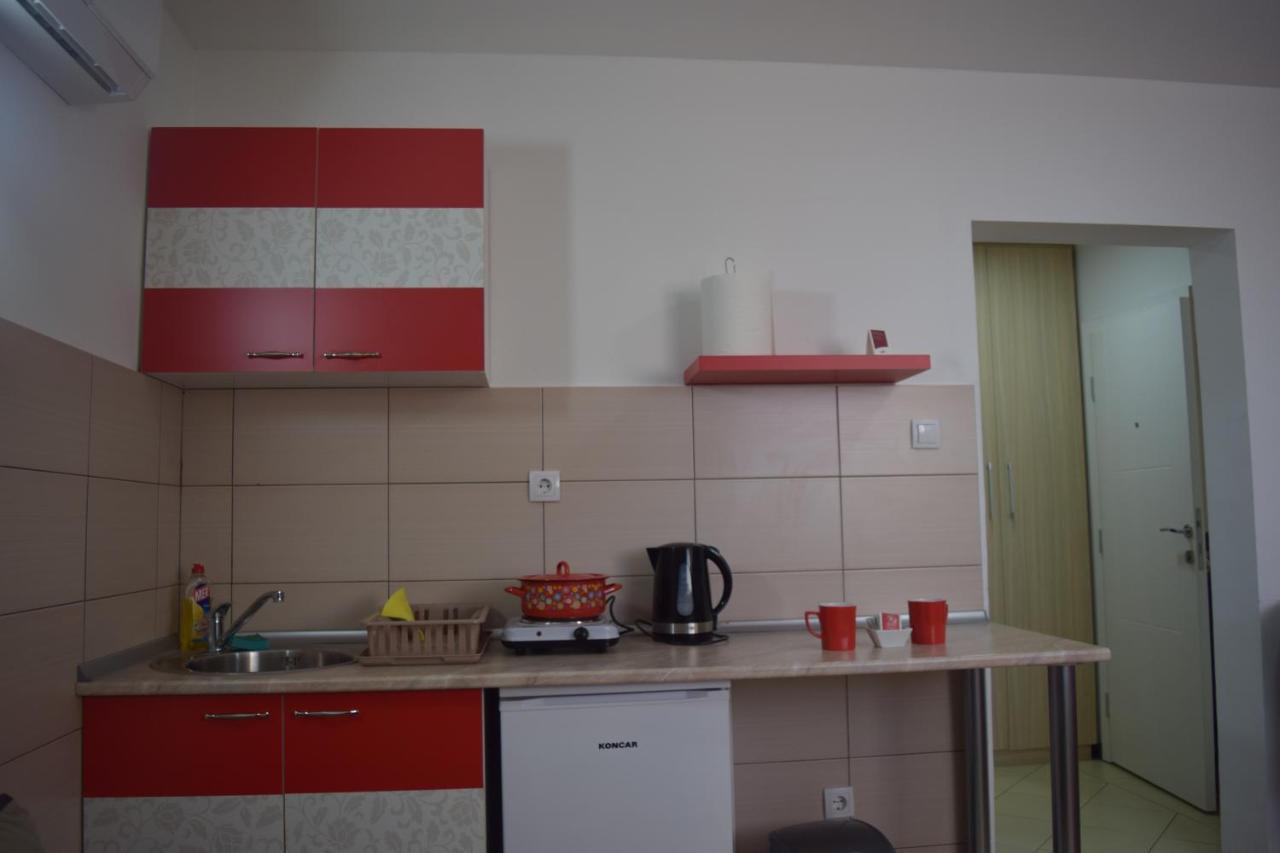 Ferienwohnung Nadja Novi Sad Exterior foto