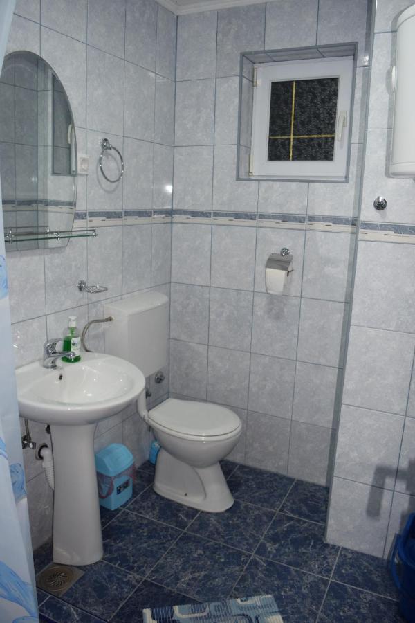 Ferienwohnung Nadja Novi Sad Exterior foto